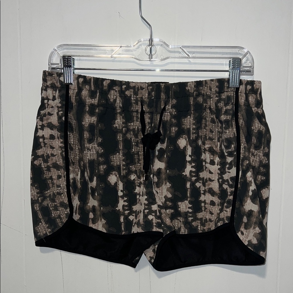 Massimo Supply Co Stylish Black and Brown Women's Running Shorts 071326